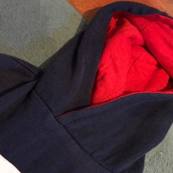 Sweatshirt - Picture 3 of 4